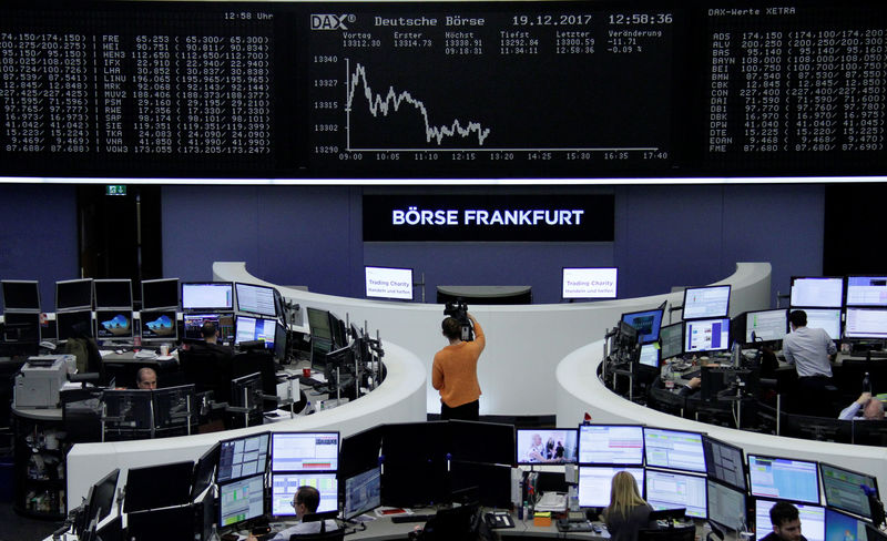 © Reuters. The German share price index, DAX board, is seen at the stock exchange in Frankfurt