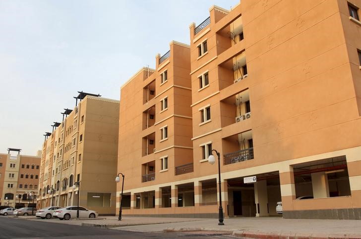 © Reuters. Residential buildings are seen in Riyadh