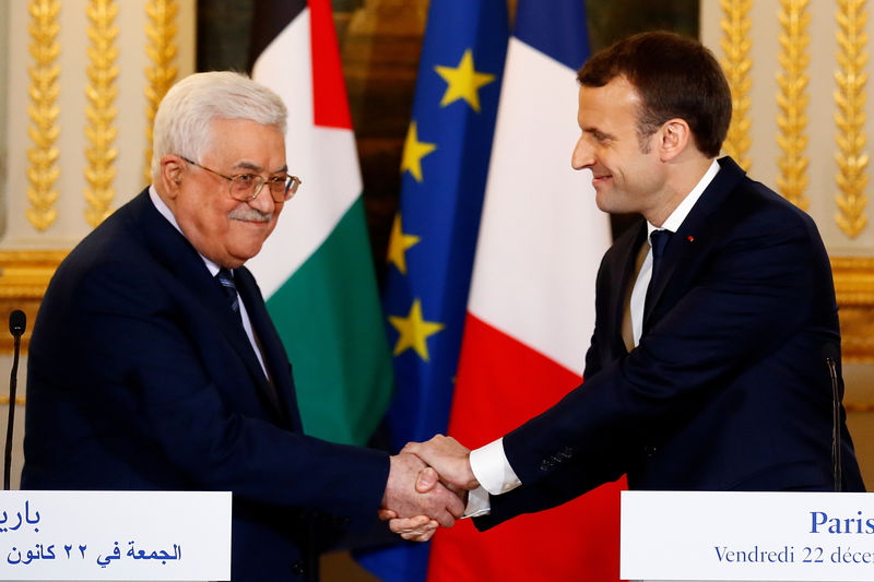 © Reuters. ماكرون: فرنسا ستعترف بدولة فلسطينية في الوقت المناسب وليس تحت ضغط