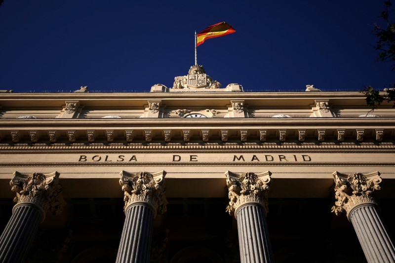 © Reuters. LE VOTE CATALAN PÈSE SUR MADRID, L'EURO ET LES OBLIGATIONS D'EUROPE DU SUD