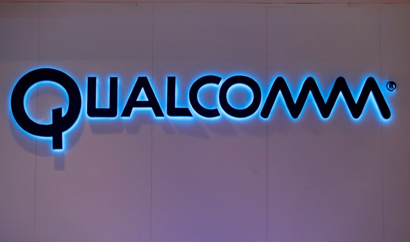 © Reuters. Qualcomm's logo is seen during Mobile World Congress in Barcelona