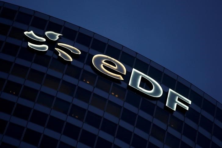 © Reuters. FILE PHOTO: File picture of the logo of France's state-owned electricity company EDF is seen on the company tower at La Defense business and financial district in Courbevoie near Paris