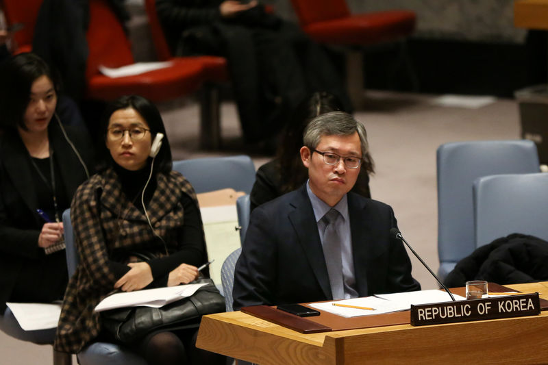 © Reuters. Ambassador and Deputy Permanent Representative of the Republic of Korea to the United Nations HAHN Choong-hee attends the United Nations Security Council session on imposing new sanctions on North Korea, in New York