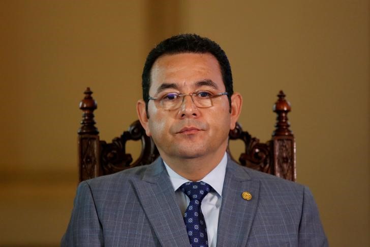 © Reuters. Guatemala's President Jimmy Morales looks on during a meeting with OAS Secretary General Luis Almagro (not pictured) at the National Palace in Guatemala City