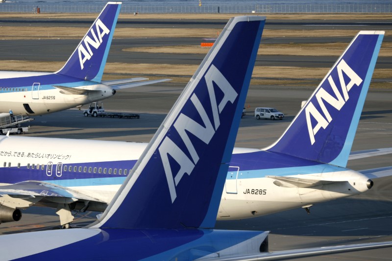 © Reuters. LE PASSAGER N'ÉTAIT PAS DANS LE BON AVION, IL FAIT DEMI-TOUR