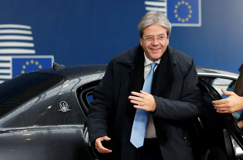 © Reuters. Italy's PM Gentiloni arrives to attend the EU leaders summit in Brussels