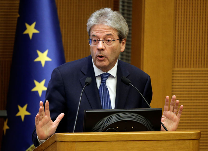 © Reuters. Primeiro-ministro italiano, Paolo Gentiloni, durante coletiva de imprensa em Roma, Itália