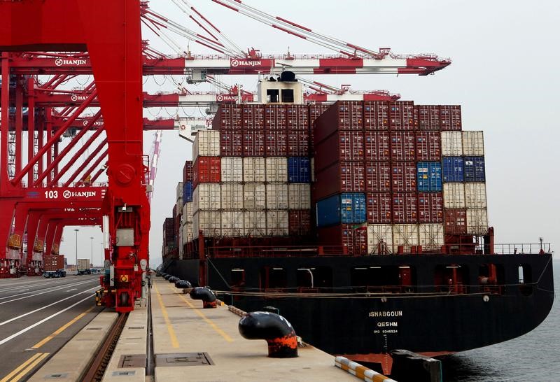 © Reuters. صادرات كوريا الجنوبية تصعد في ديسمبر للشهر الرابع عشر وتسجل مستوى قياسيا في 2017