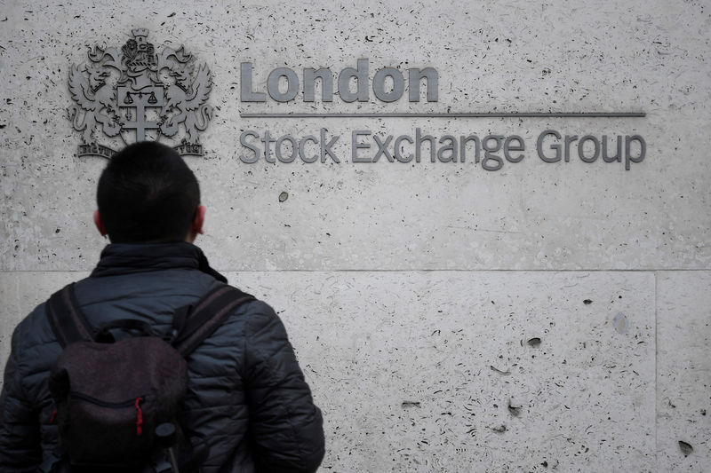 © Reuters. L'insegna del London Stock Exchange Group, la borsa di Londra
