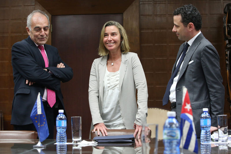 © Reuters. EU foreign policy chief Federica Mogherini is seen during a meeting with Cuba's Minister of Foreign Trade and Investment Rodrigo Malmierca in Havana