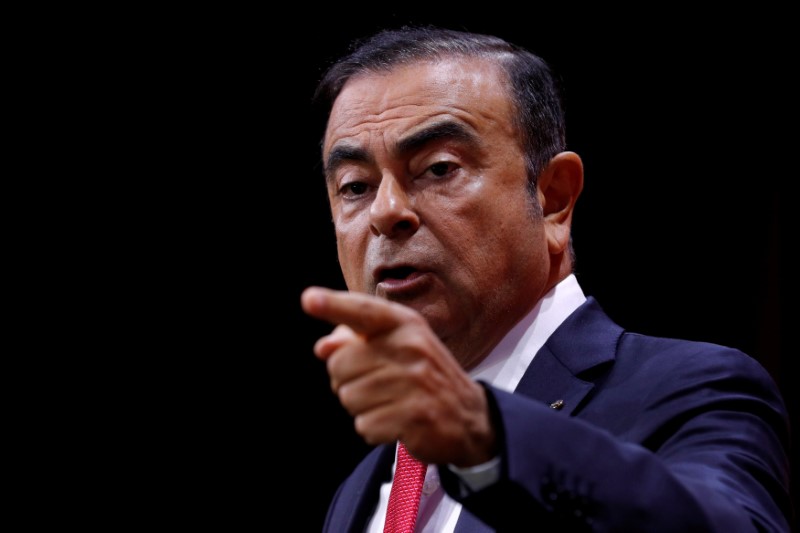 © Reuters. FILE PHOTO: Carlos Ghosn, Chairman and CEO of the Renault-Nissan Alliance, attends a news conference in Paris