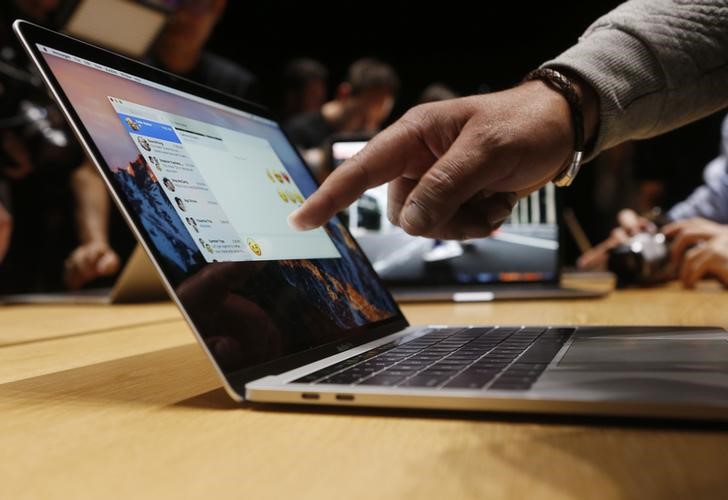 © Reuters. Apple lanzará parches para iPhones y Macs por el riesgo de 'Spectre'