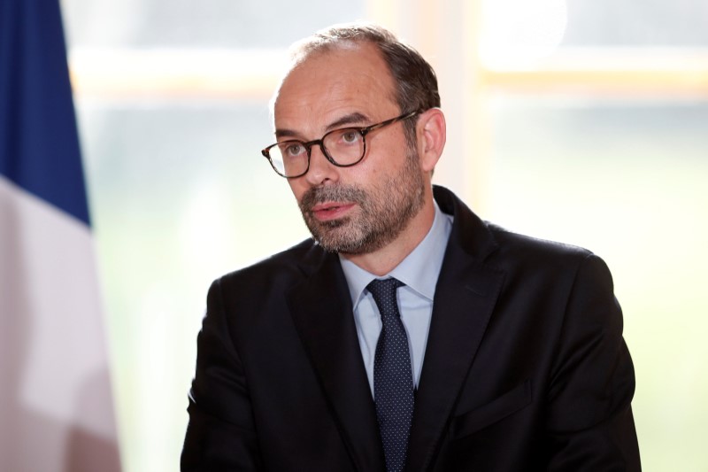 © Reuters. FILE PHOTO: French Prime Minister Edouard Philippe delivers a speech at the Elysee Palace after the first weekly cabinet meeting of the year and a government seminar in Paris