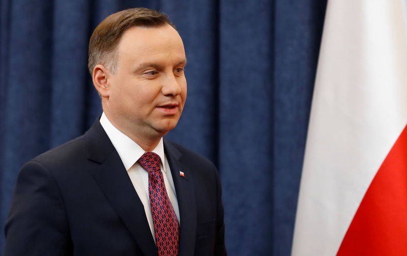 © Reuters. Presidente da Polônia,  Andrzej Duda, durante coletiva de imprensa em Varsóvia