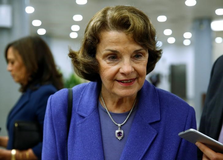 © Reuters. Senator Dianne Feinstein (D-CA) speaks to reporters after the Senate approved $15.25 billion in aid for areas affected by Hurricane Harvey in Washington