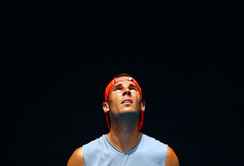 © Reuters. Nadal debutará en el Abierto de Australia contra el dominicano Estrella