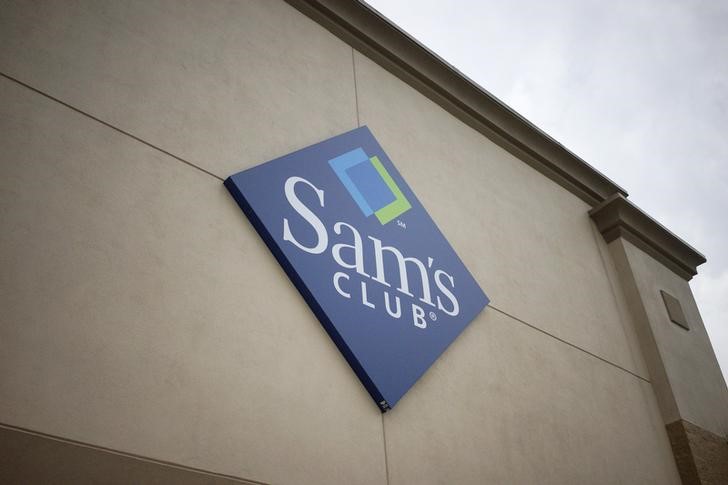 © Reuters. The sign outside the Sam's Club is seen in Bentonville