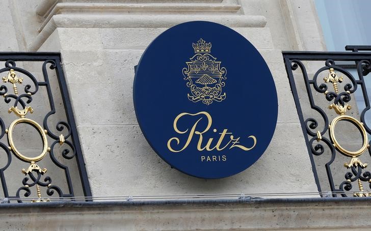 © Reuters. مصدر: شرطة فرنسا استعادت كل الجواهر المسروقة من فندق ريتز باريس