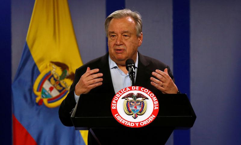 © Reuters. El secretario de la ONU pide al ELN suspender las hostilidades y reiniciar el diálogo de paz en Colombia