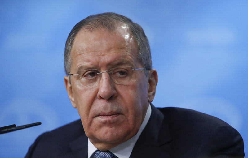 © Reuters. Russian Foreign Minister Lavrov attends his annual news conference in Moscow