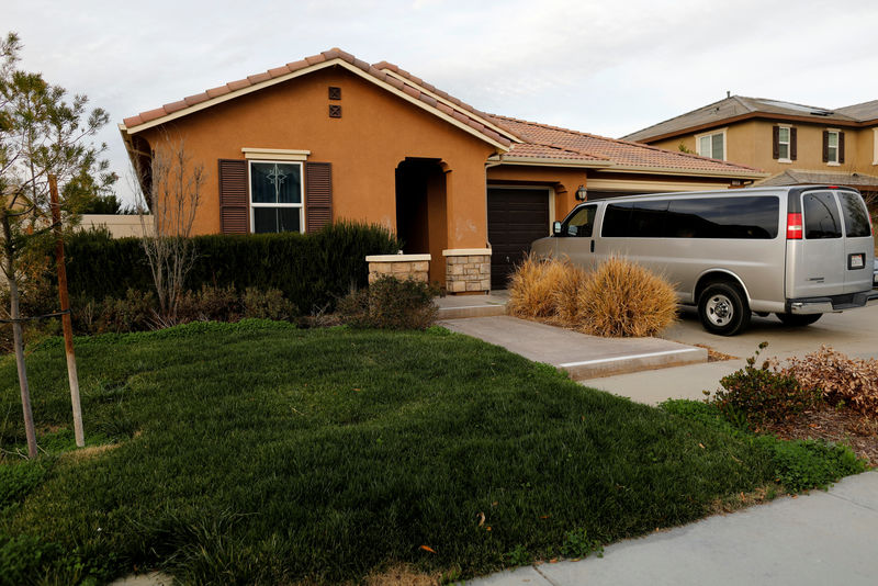 © Reuters. Casa de David Allen e Louise Anna Turpin em Perris, na Califórnia