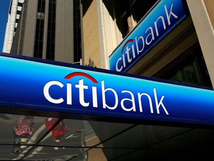 © Reuters. Вывеска на отделении Citibank в Сан-Франциско