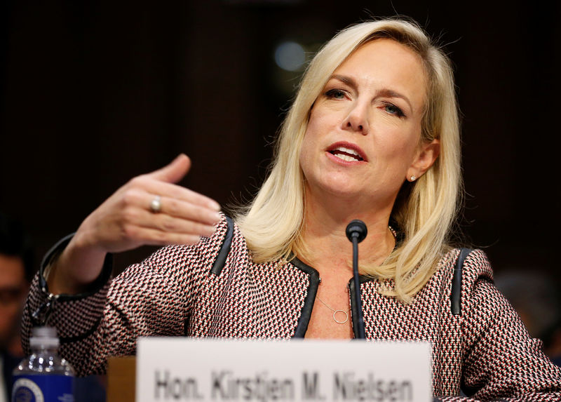 © Reuters. U.S. Secretary of Homeland Security Kirstjen Nielsen testifies to the Senate Judiciary Committee in Washington