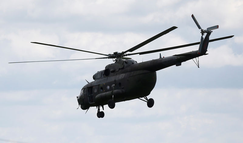 © Reuters. مقتل عشرة في تحطم هليكوبتر عسكرية في كولومبيا