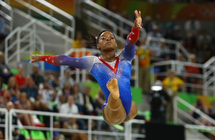 © Reuters. Simone Biles durante prova na Olimpíada do Rio