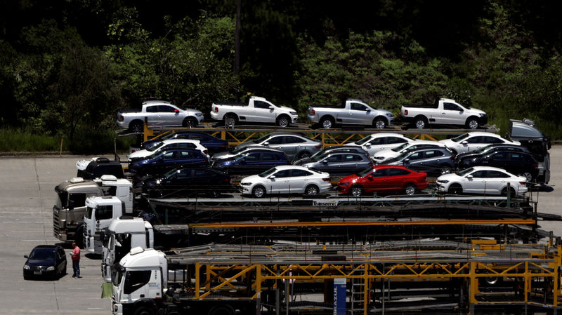 © Reuters. EUROPE: IMMATRICULATIONS AUTO EN BAISSE DE 4,8% EN DÉCEMBRE