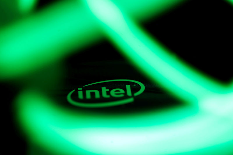 © Reuters. Intel logo is seen behind LED lights in this illustration