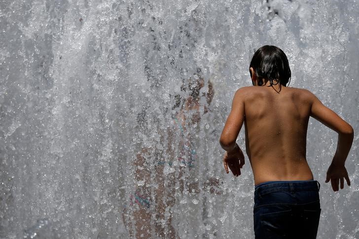 © Reuters. La ONU dice que el año pasado fue el segundo o tercero más caluroso