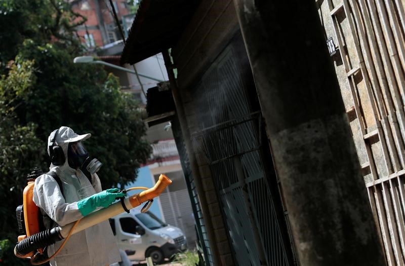 © Reuters. برازيليون يهرعون للحصول على تطعيمات ضد الحمى الصفراء مع زيادة الوفيات