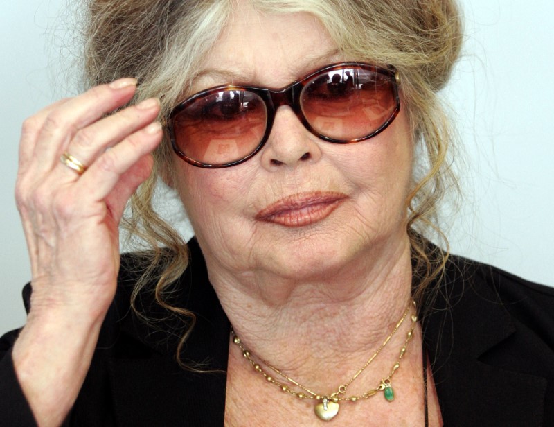 © Reuters. Brigitte Bardot dice que algunas actrices se quejan del acoso sexual para lograr notoriedad