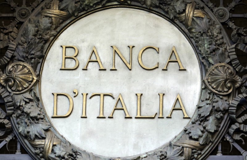 © Reuters. The Banca D'Italia logo is seen at the headquater in the downtown of Milan