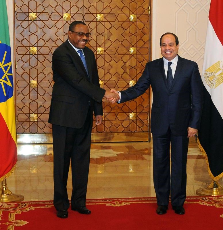 © Reuters. رئيس وزراء اثيوبيا يرفض الدعوة لتحكيم البنك الدولي في نزاع سد النهضة