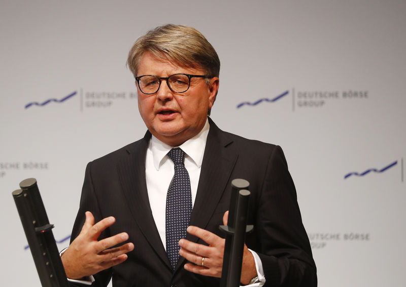 © Reuters. A new CEO of Deutsche Boerse AG Weimer delivers a speech at the New Year reception of the German stock market in Eschborn near Frankfurt