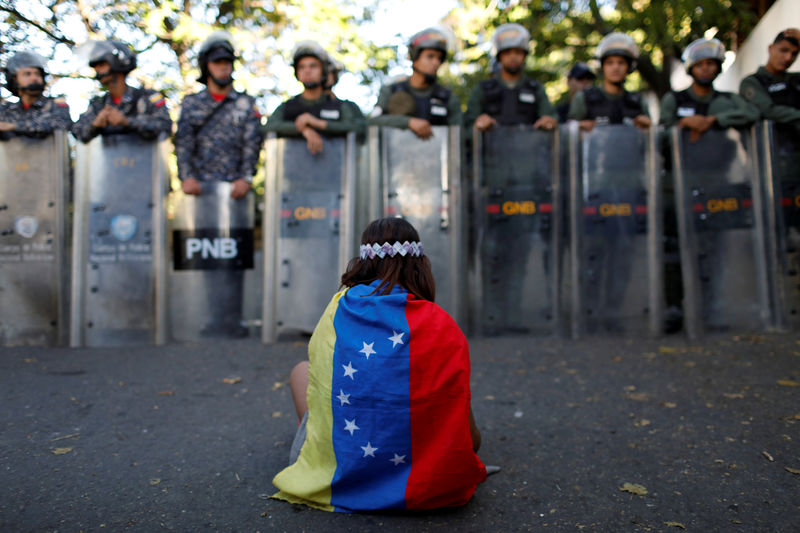 © Reuters. La Unión Europea confirma nuevas sanciones contra 7 funcionarios venezolanos