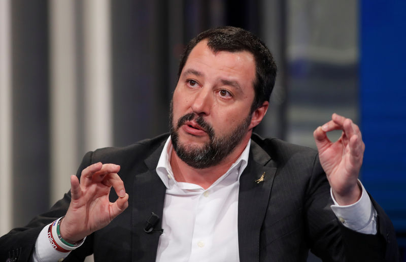 © Reuters. Il segretario della Lega Nord Matteo Salvini