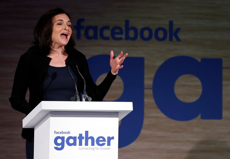 © Reuters. Diretora de Operações do Facebook, Sheryl Sandberg, durante conferência em Bruxelas, Bélgica