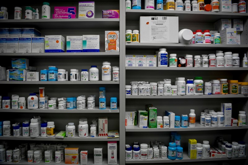 © Reuters. FILE PHOTO: Bottles of medications line the shelves at a pharmacy in Portsmouth