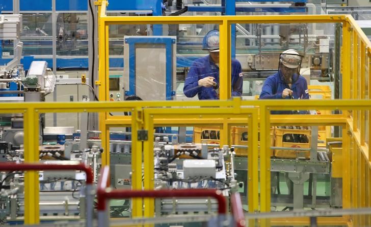 © Reuters. JAPON: L'ACTIVITÉ MANUFACTURIÈRE EN FORTE CROISSANCE EN JANVIER