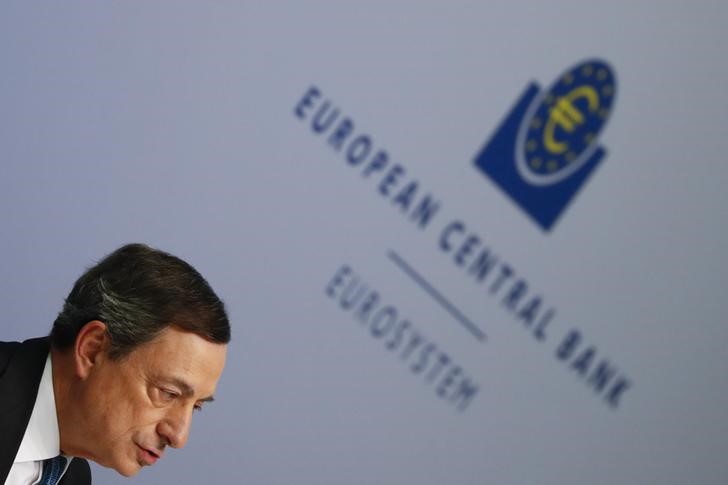 © Reuters. ECB President Draghi addresses a news conference at the ECB headquarters in Frankfurt