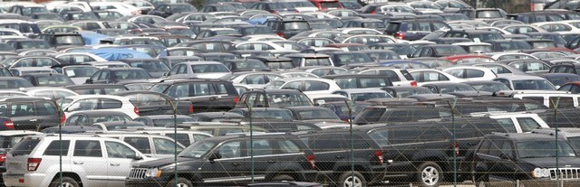 © Reuters. Producción de coches en España baja en 2017 por Brexit y lanzamiento de nuevos modelos