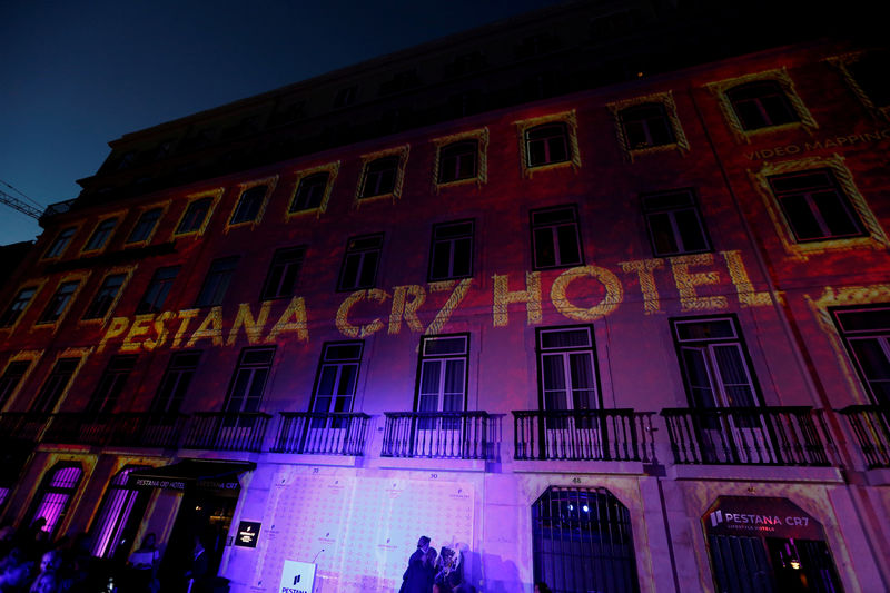 © Reuters. La cadena de hoteles de Ronaldo inicia su expansión internacional en Marruecos
