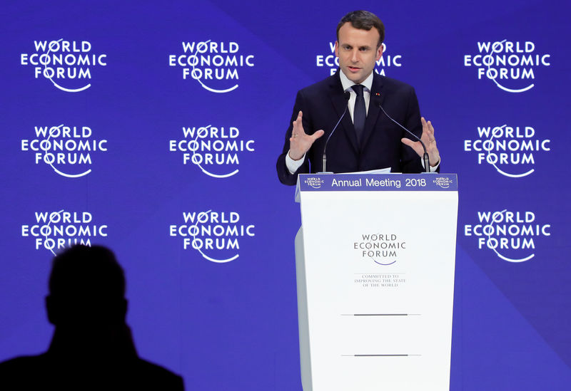 © Reuters. France's President Emmanuel Macron attends the World Economic Forum (WEF) annual meeting in Davos