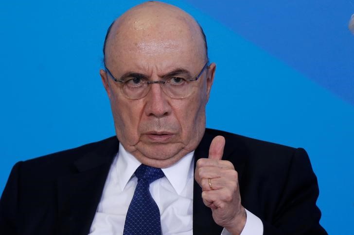 © Reuters. Ministro d Fazenda, Henrique Meirelles, durante encontro na Câmara dos Deputados em Brasília, Distrito Federal