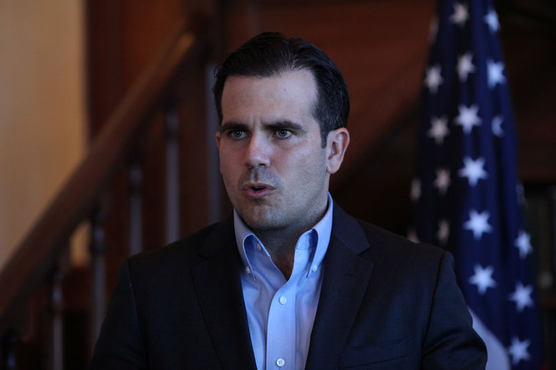 © Reuters. Puerto Rico Governor Rossello speaks during a Facebook live broadcast, in San Juan