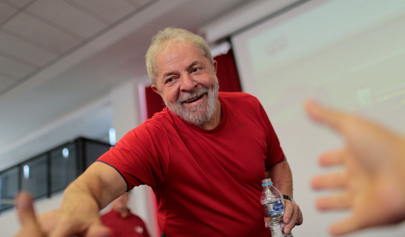 © Reuters. Ex-presidente Luiz Inácio Lula da Silva na sede do Sindicato dos Metalúrgicos do ABC, em São Bernardo do Campo