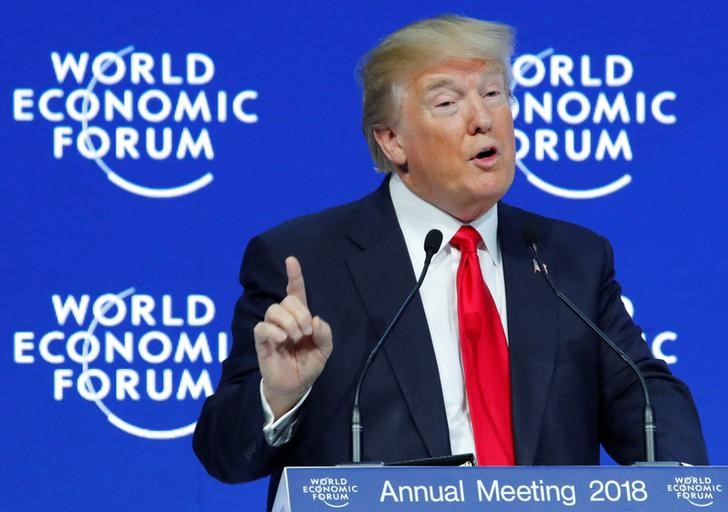 © Reuters. Trump advierte sobre injusticias del comercio y dice EEUU está abierto a inversión